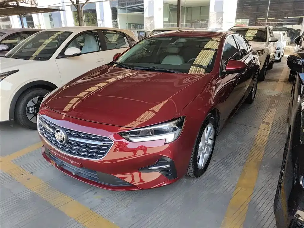 Buick Regal — фото 1