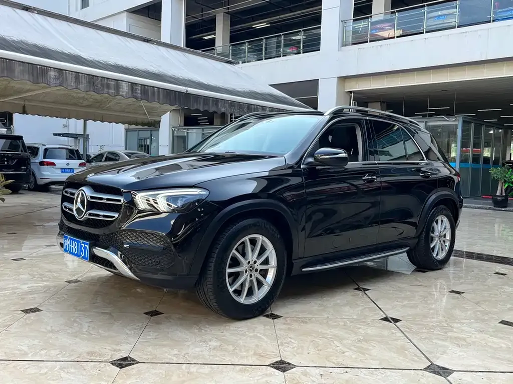 Mercedes-Benz GLE — фото 1