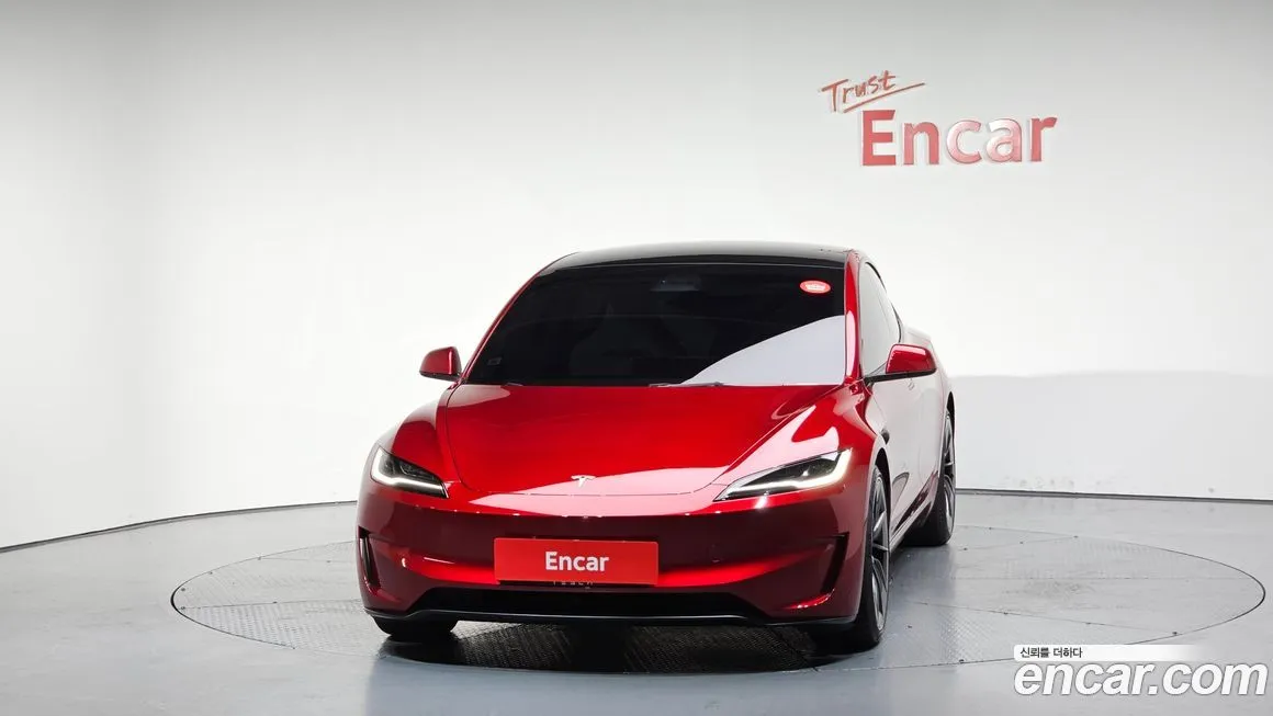Tesla Model 3 — фото 3