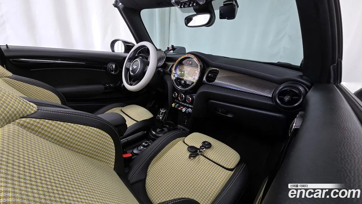 Mini Cooper Convertible — фото 7
