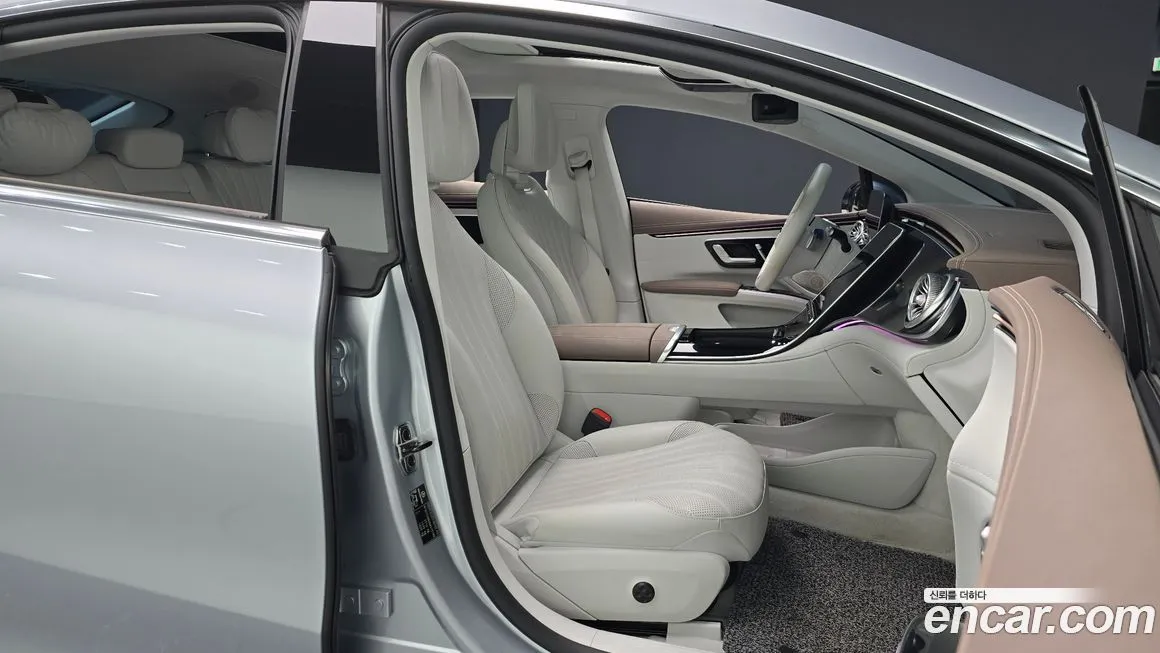 Mercedes-Benz EQS — фото 10