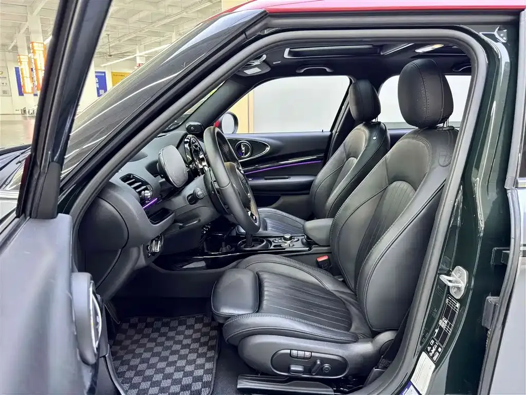 MINI Clubman JCW — фото 8