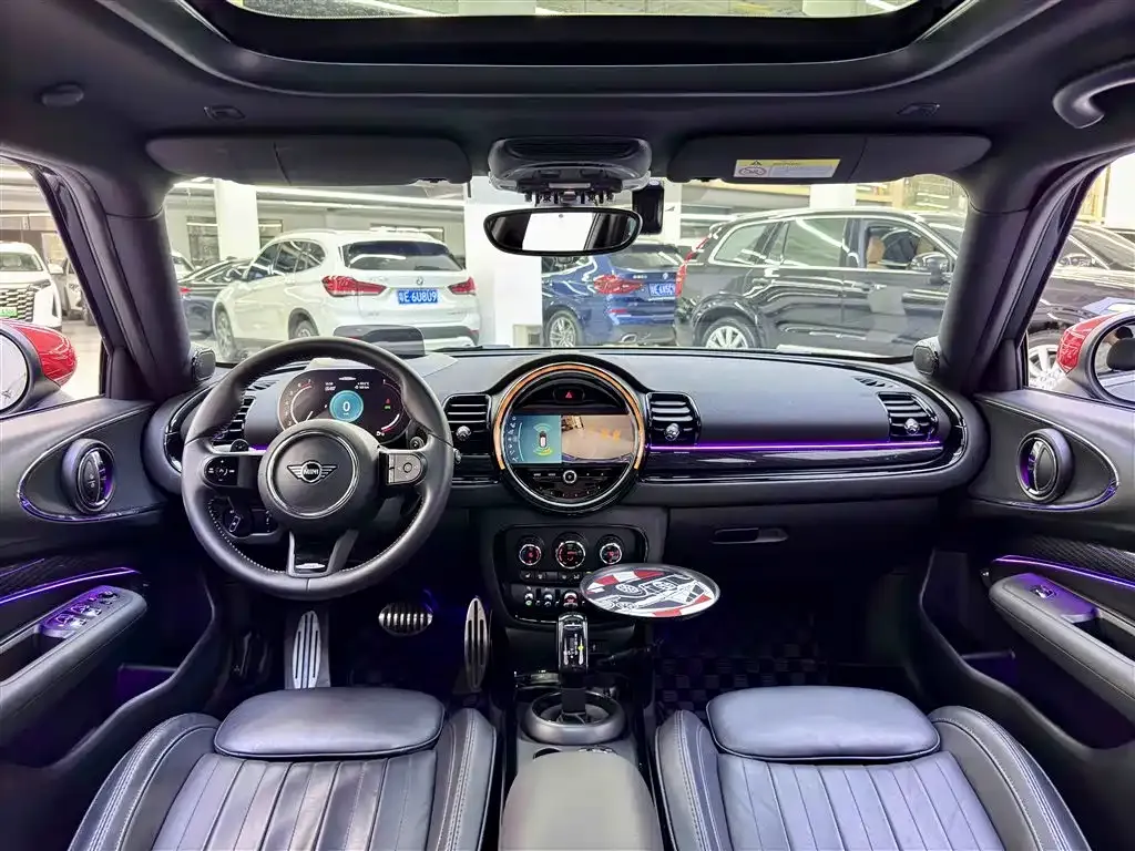 MINI Clubman JCW — фото 9