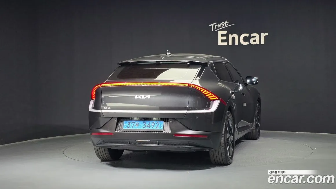 Kia EV6 — фото 4