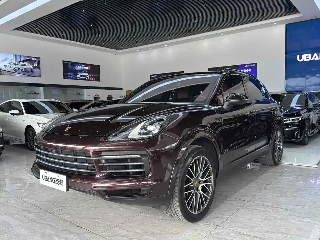 Porsche Cayenne Hybrid — фото 1