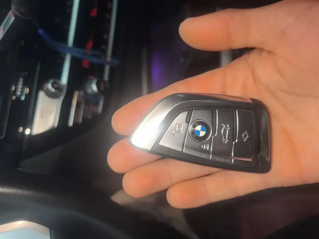 BMW 5 Series New Energy — фото 9
