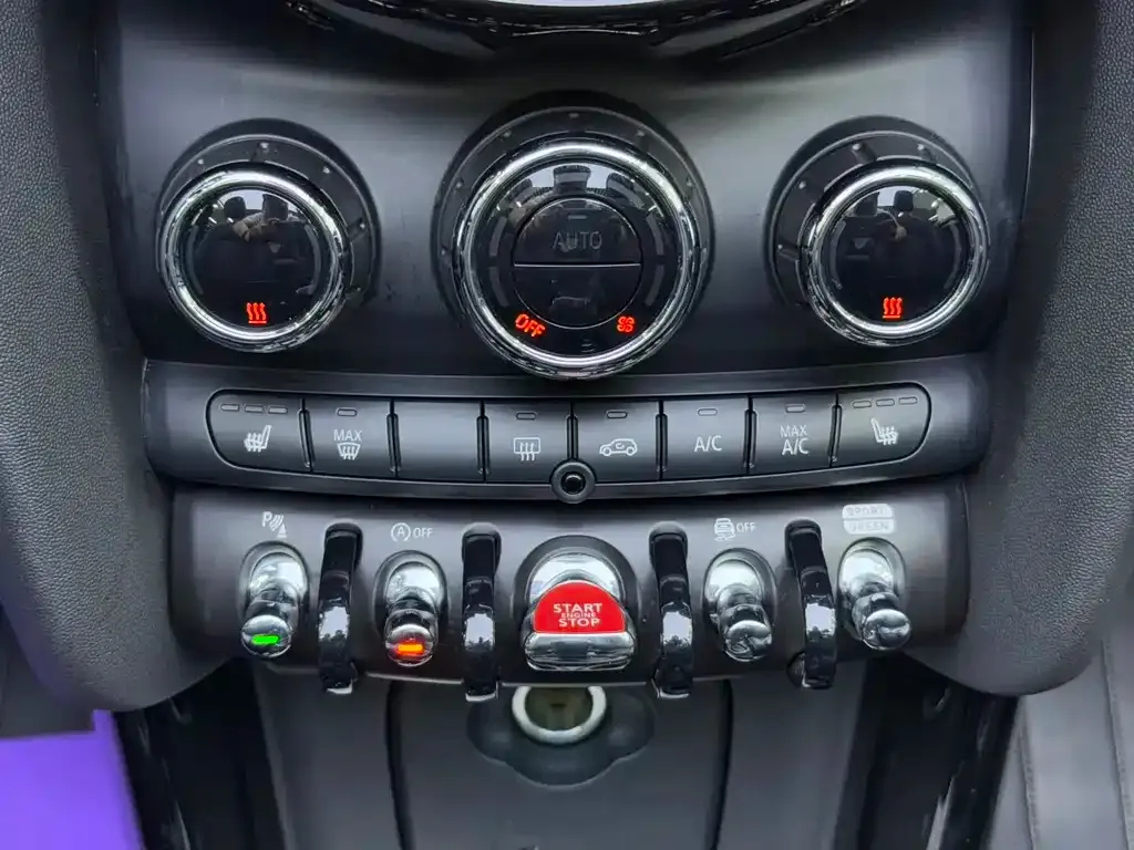 MINI Cooper (3-door) — фото 10