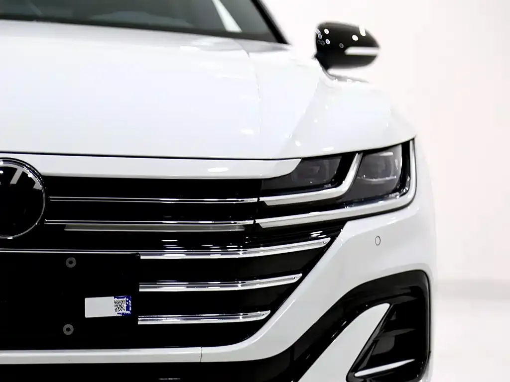 Volkswagen CC — фото 10