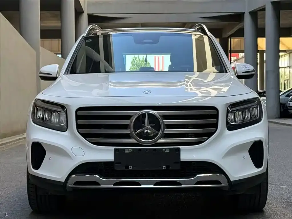 Mercedes-Benz GLB — фото 2