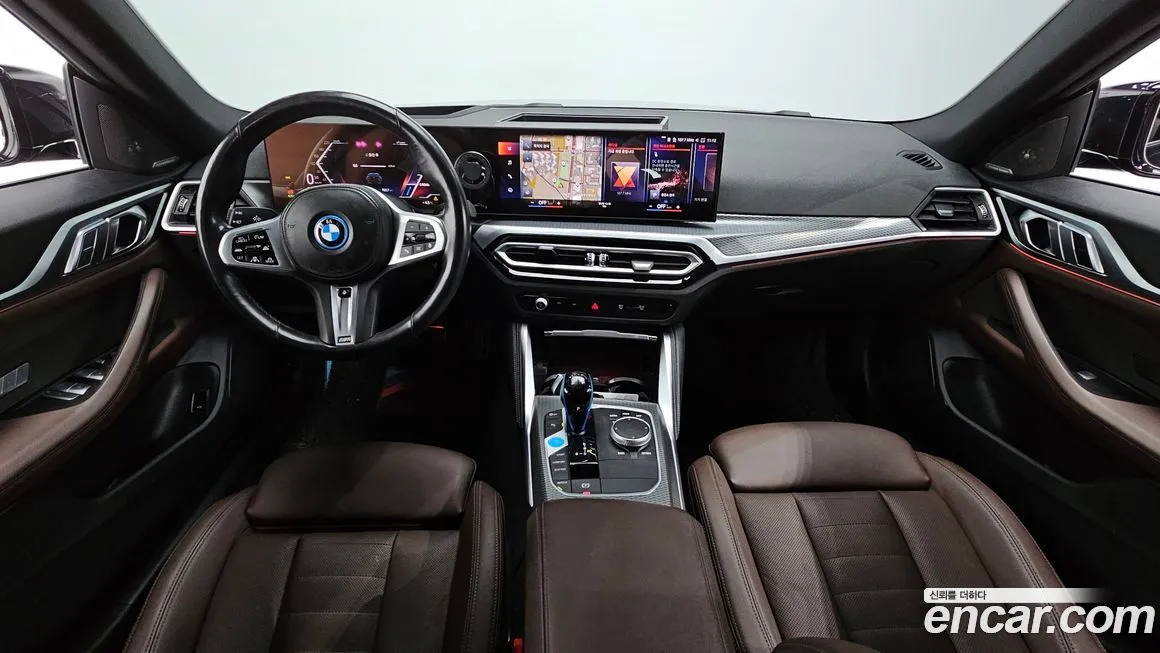 BMW i4 — фото 7