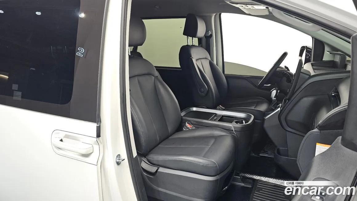 Hyundai Staria — фото 10