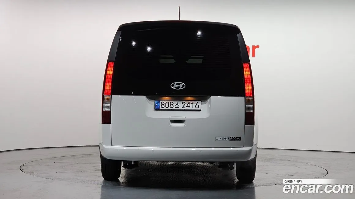 Hyundai Staria — фото 4