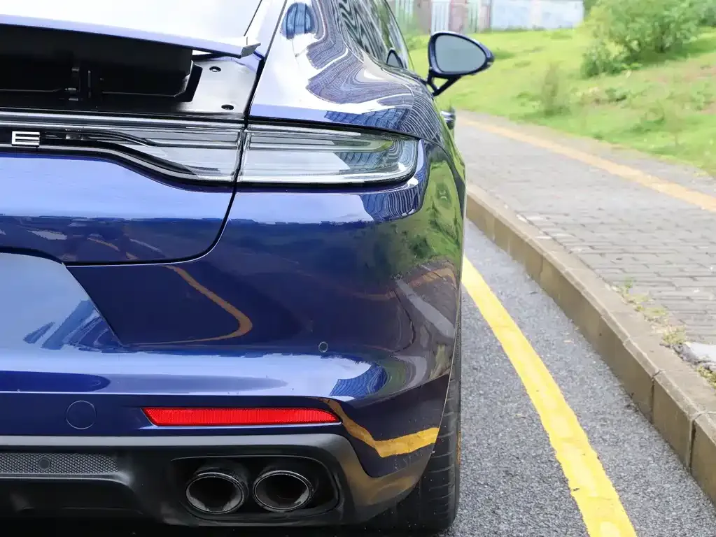 Porsche Panamera — фото 10