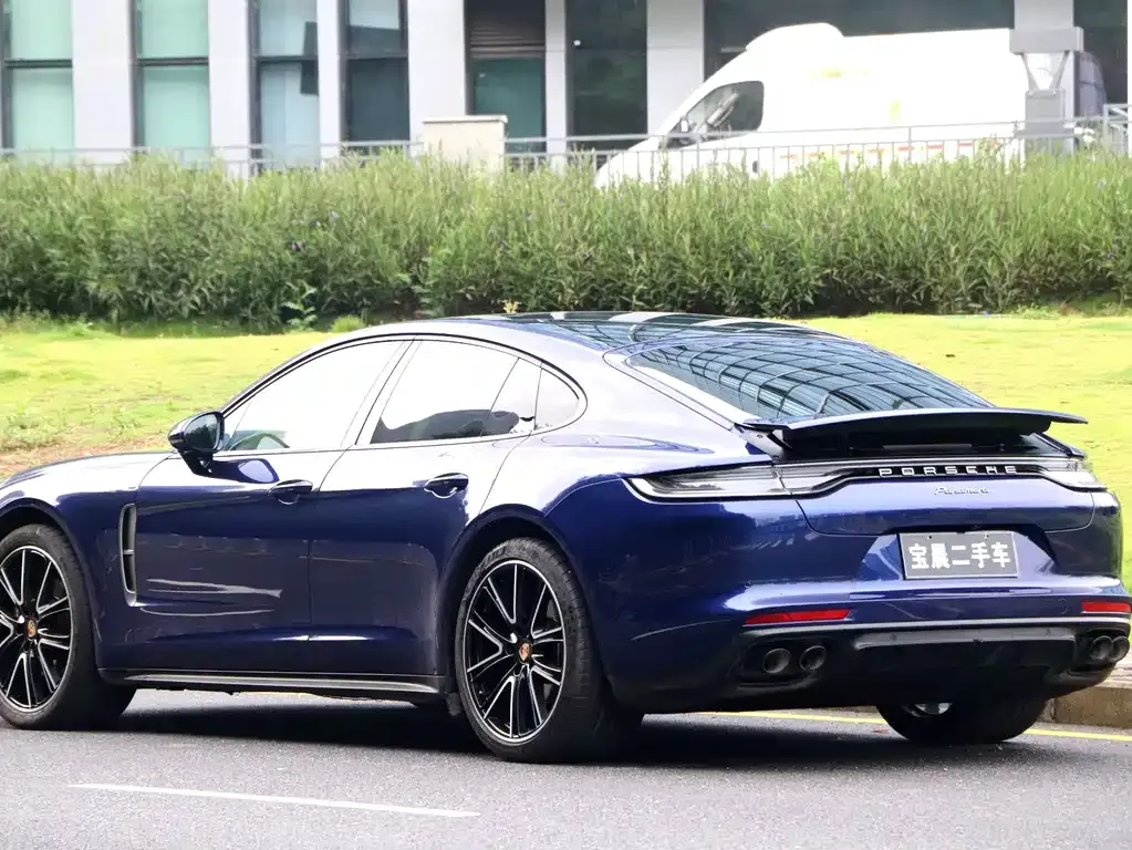 Porsche Panamera — фото 4