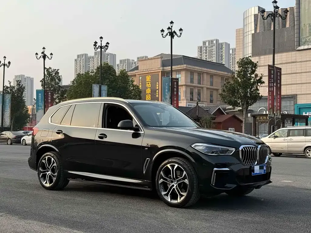 BMW X5 — фото 2