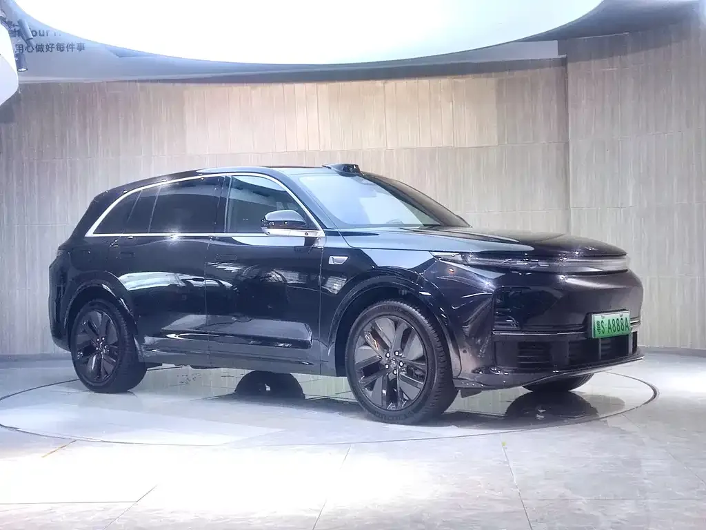 Li Auto L7 — фото 2