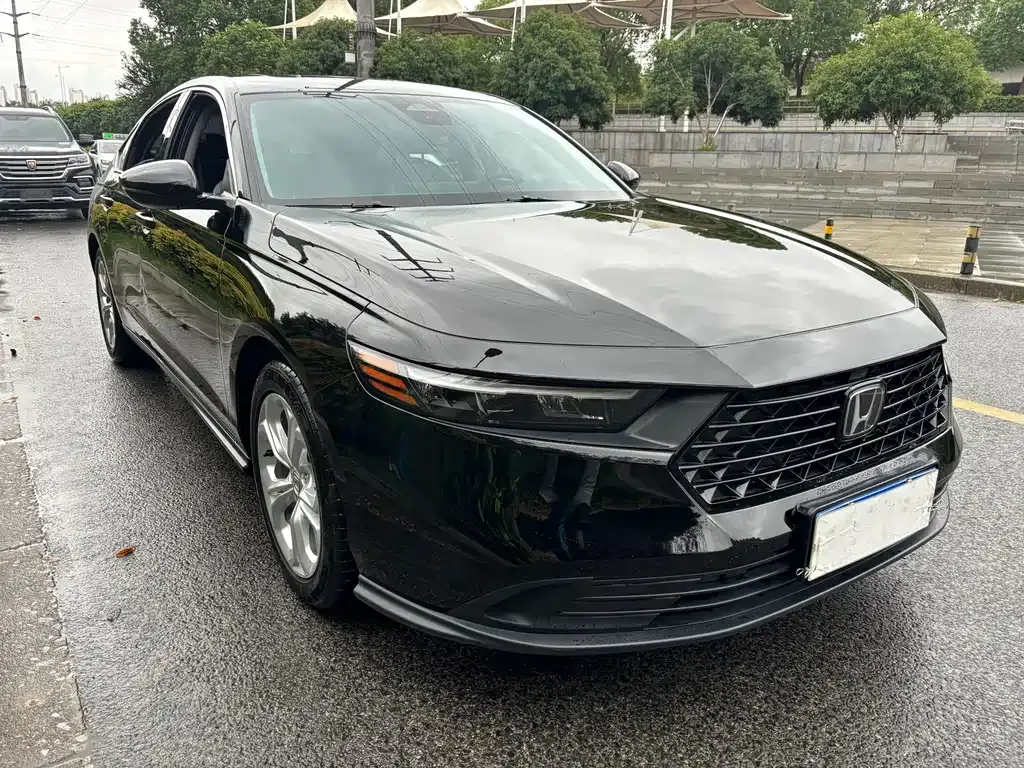 Honda Accord — фото 3