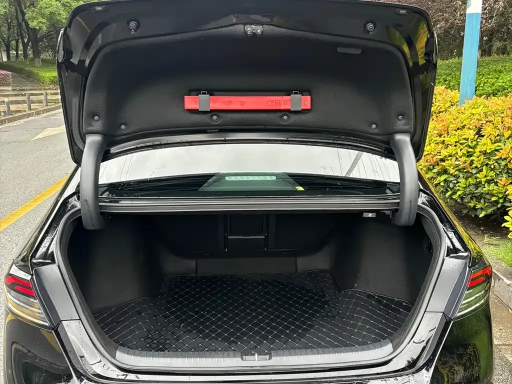 Honda Accord — фото 7