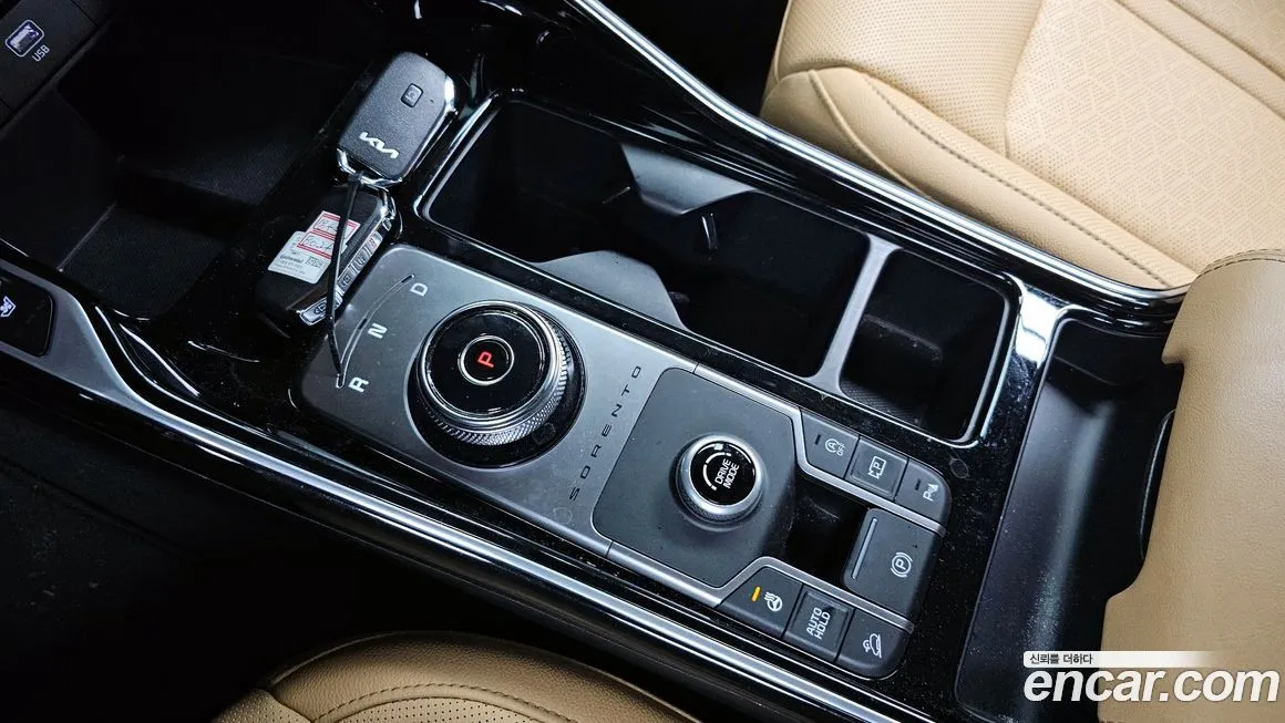 Kia Sorento — фото 9