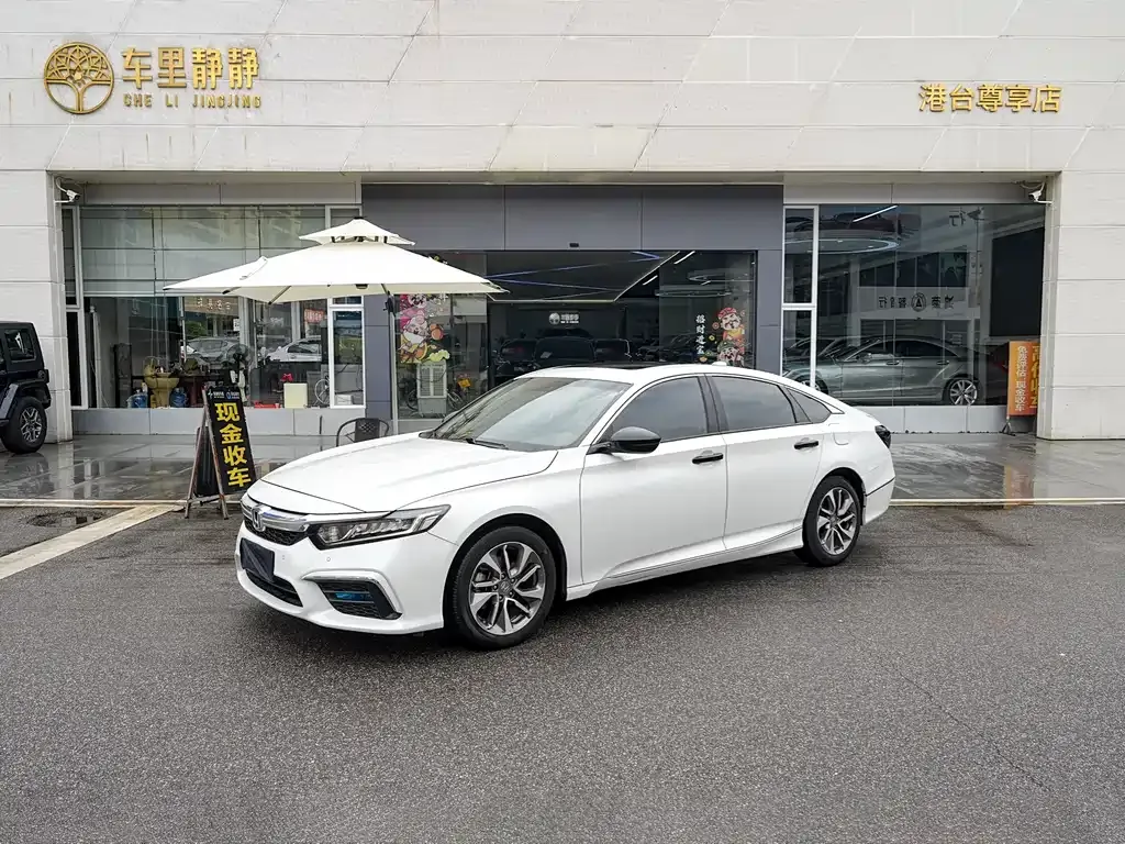 Honda Inspire — фото 1