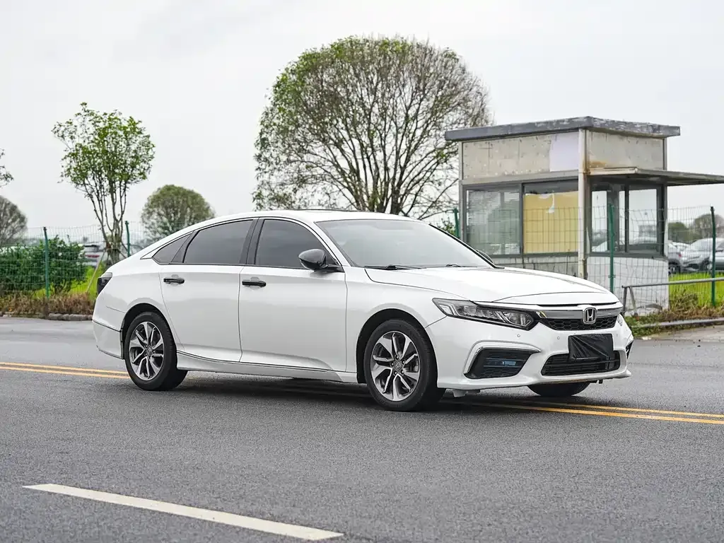 Honda Inspire — фото 4