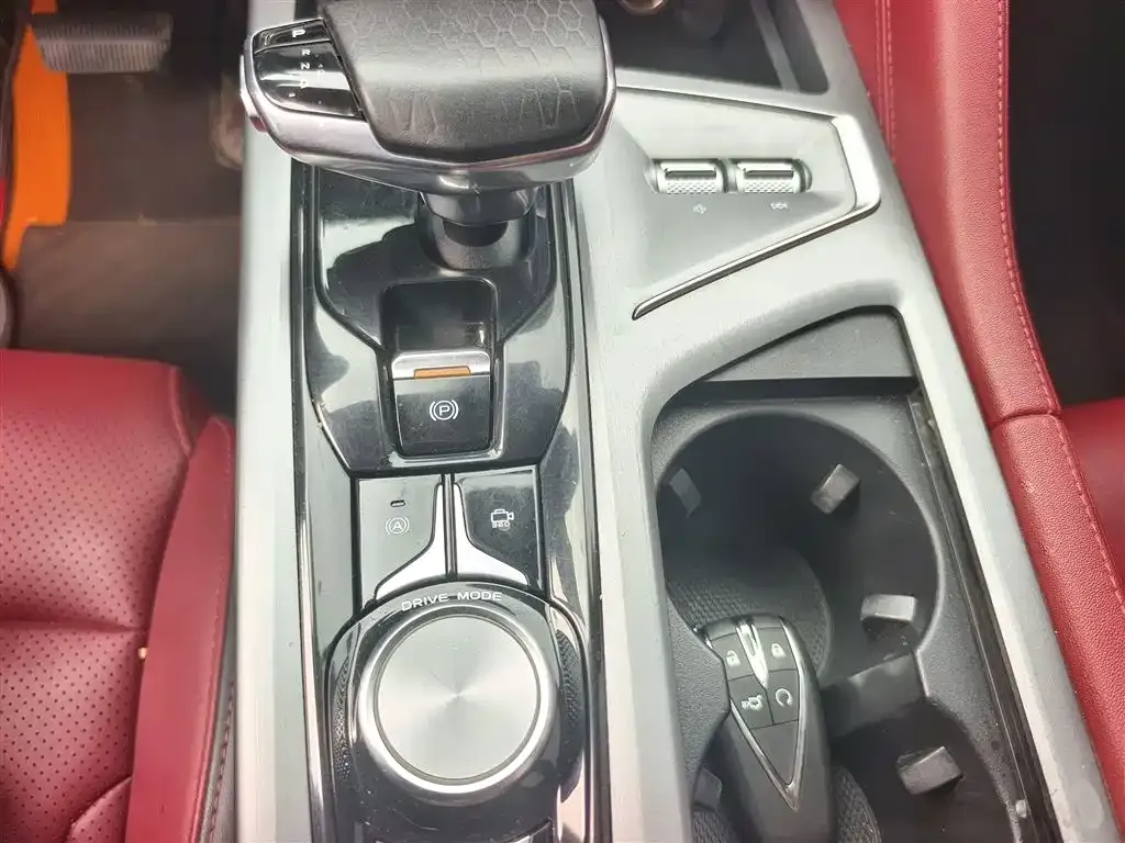 Changan CS75PLUS — фото 4