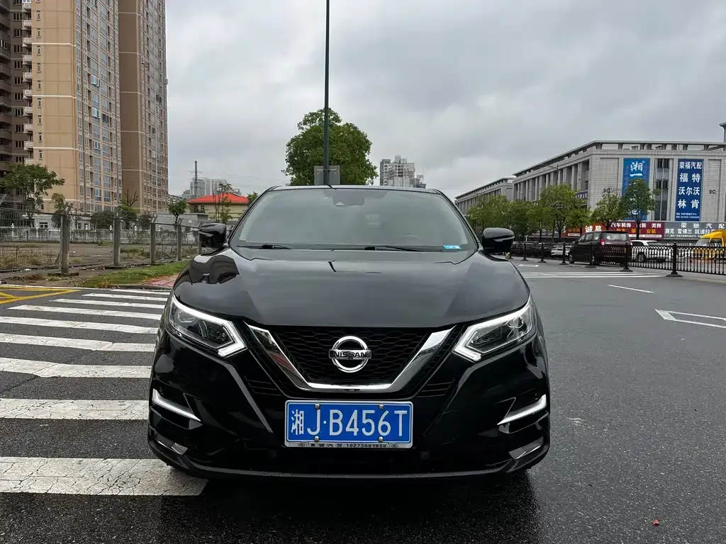 Nissan Qashqai — фото 2