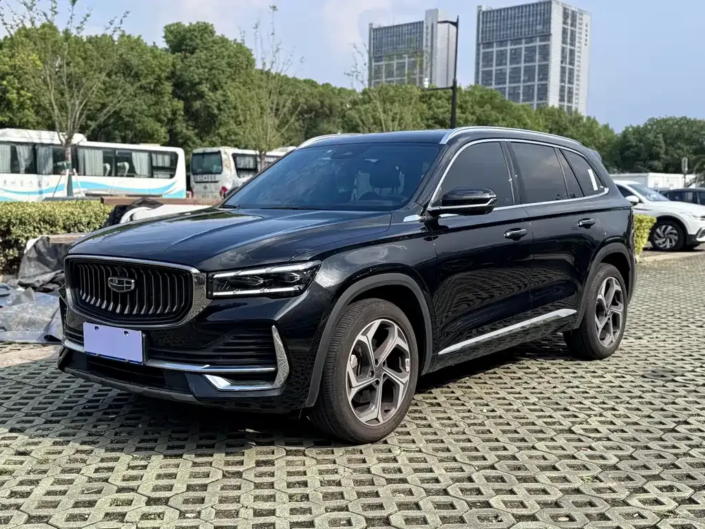 Geely Xingyue L — фото 1