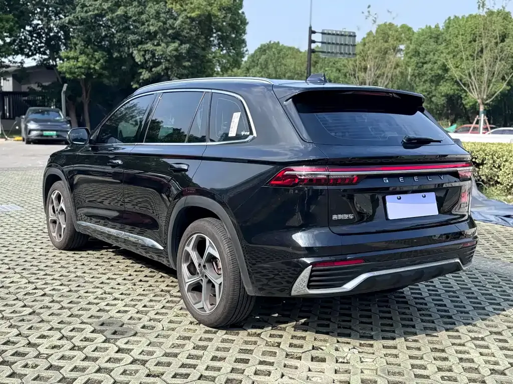Geely Xingyue L — фото 6