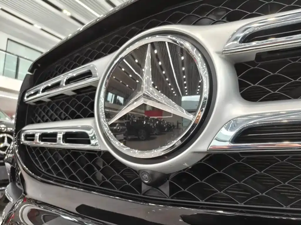 Mercedes-Benz GLS — фото 6