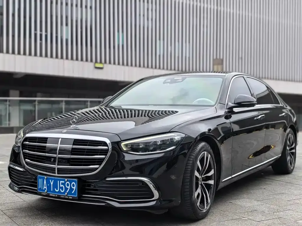 Mercedes-Benz S-Class — фото 1
