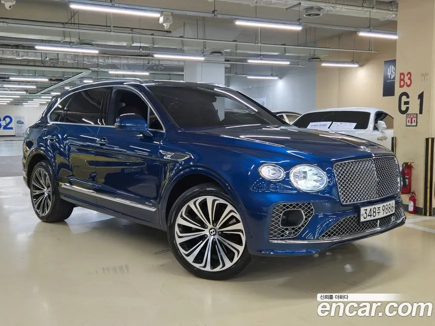 Bentley Bentayga — фото 1