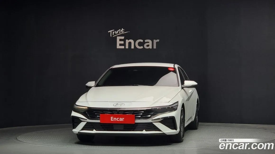Hyundai AVANTE — фото 3