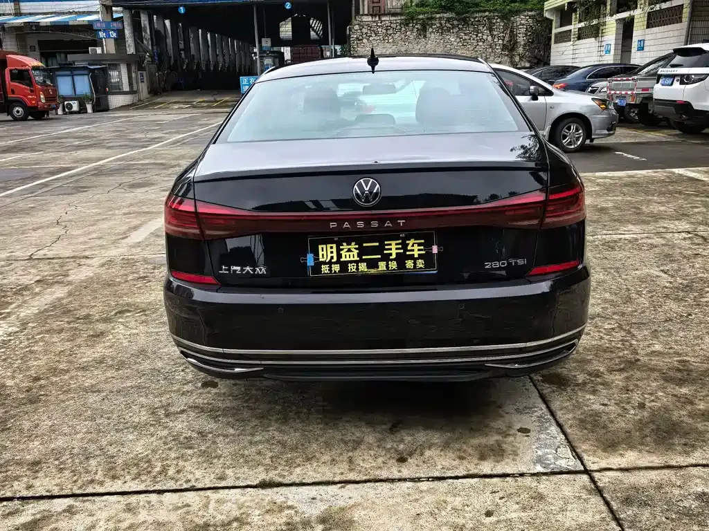 Volkswagen Passat — фото 5