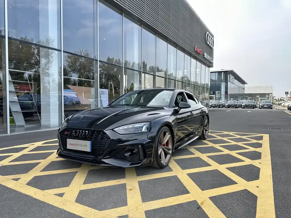 Audi RS 5 — фото 1