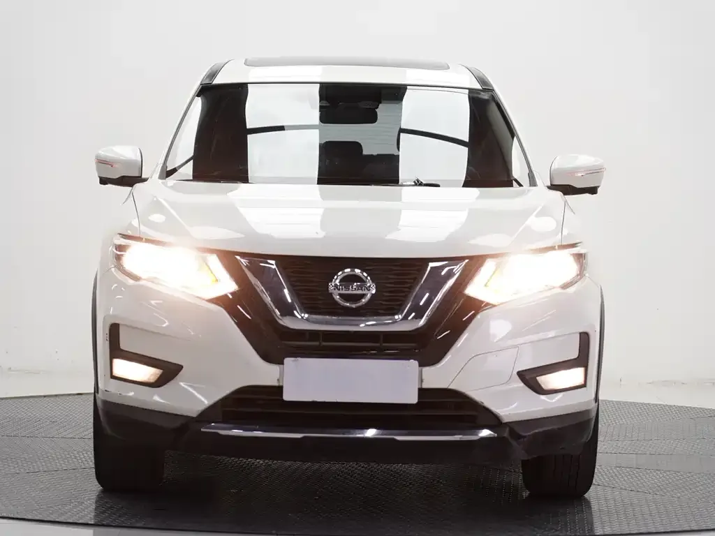 Nissan X-Trail — фото 2