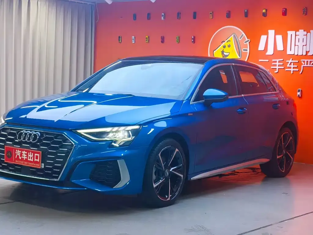 Audi A3 — фото 1