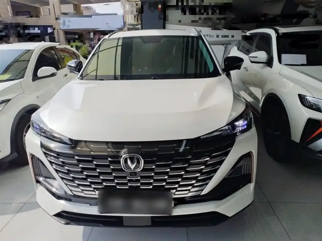 Changan CS55PLUS — фото 3