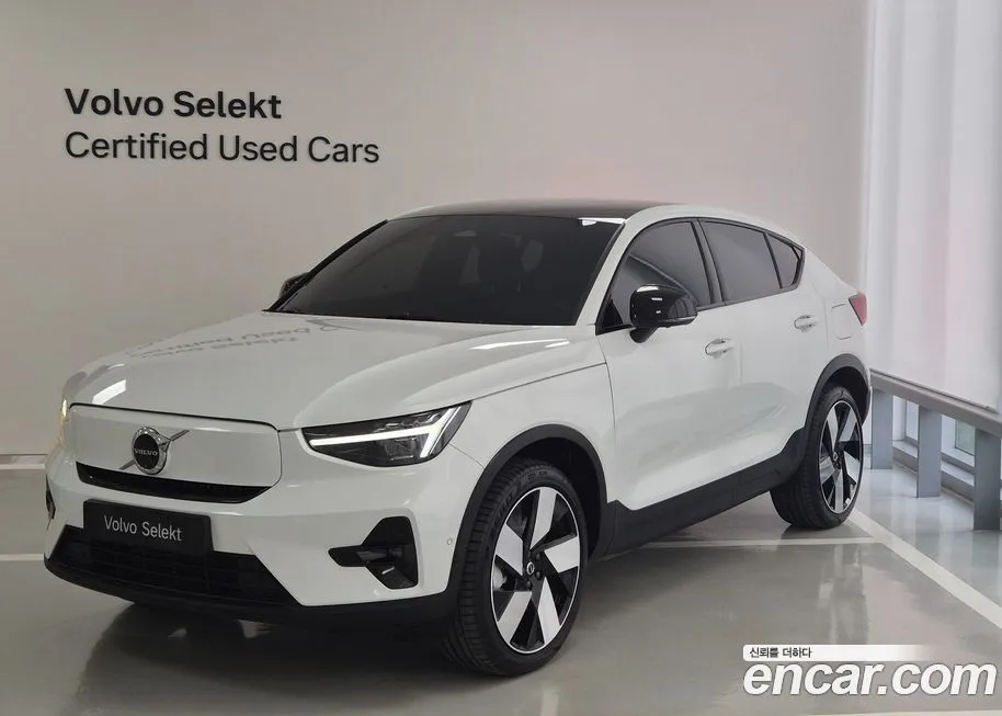 Volvo C40 — фото 1