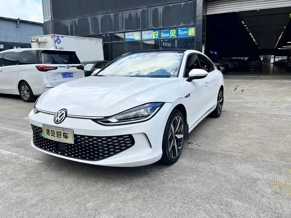 Volkswagen Lamando — фото 1