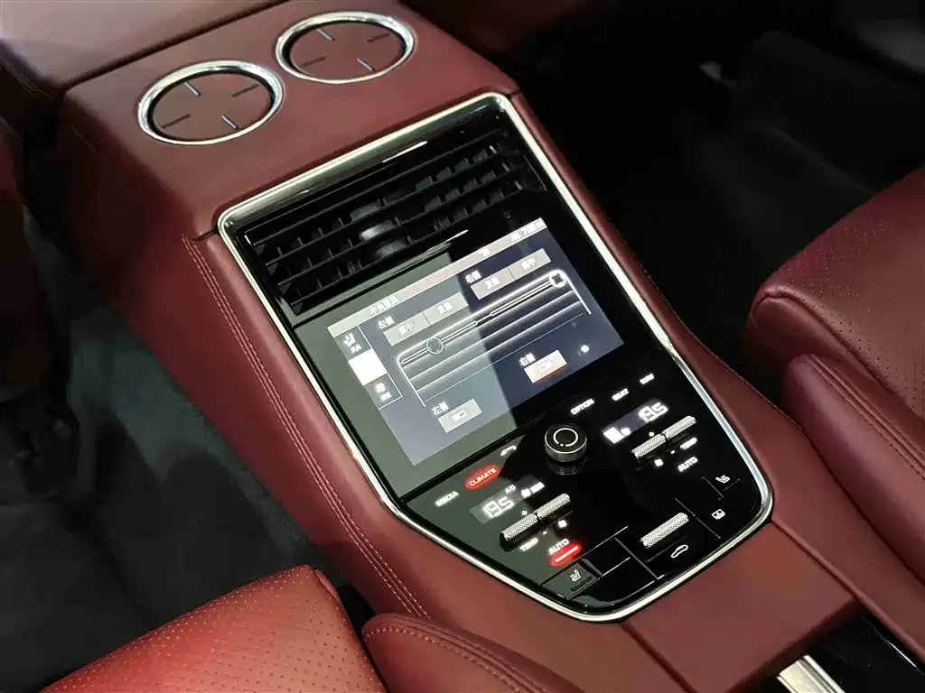 Porsche Panamera — фото 10