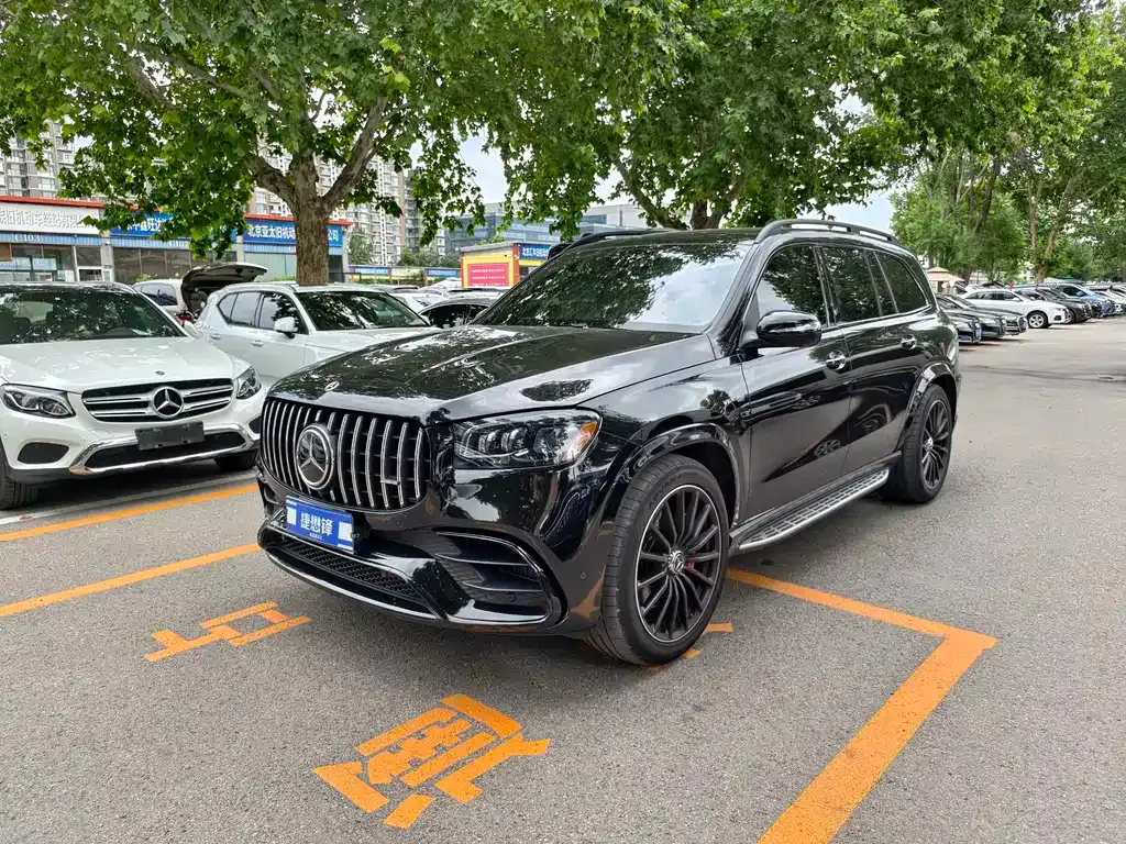 Mercedes-Benz GLS AMG — фото 1