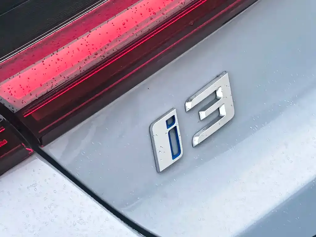 BMW i3 — фото 7