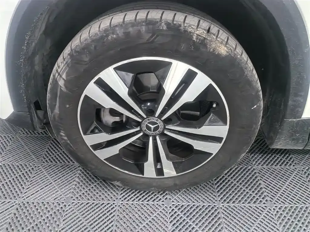 Mercedes-Benz GLA — фото 5