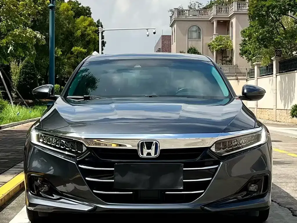 Honda Accord — фото 3