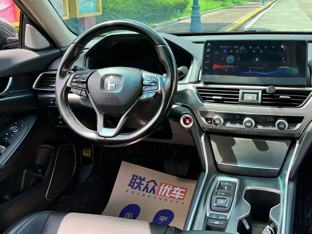 Honda Accord — фото 5