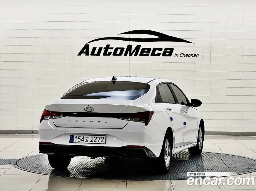 Hyundai AVANTE — фото 3