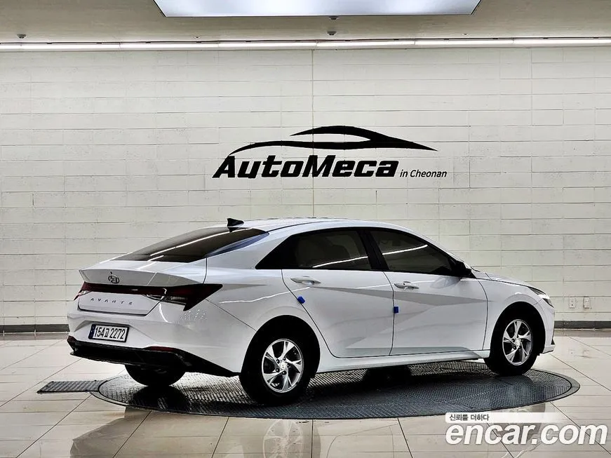 Hyundai AVANTE — фото 4