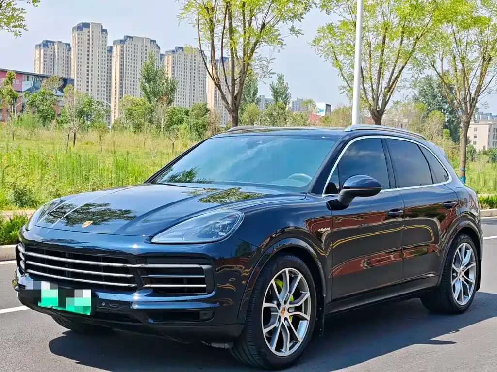 Porsche Cayenne Hybrid — фото 1
