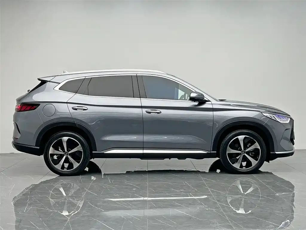 BYD PLUS New Energy — фото 7